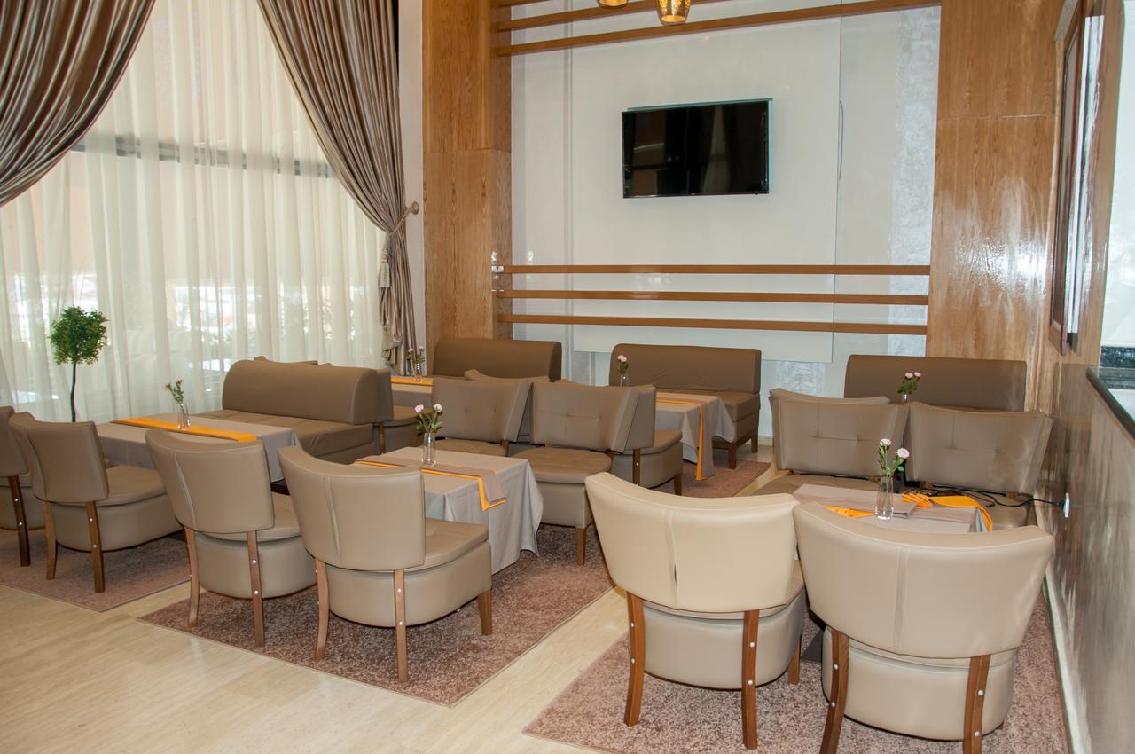 Sania Hotel Sidi Bennour Buitenkant foto