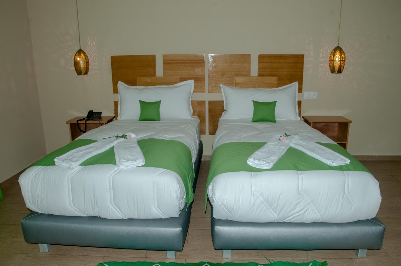 Sania Hotel Sidi Bennour Buitenkant foto